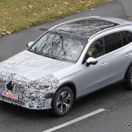 メルセデスベンツ GLC 改良新型のプロトタイプ
