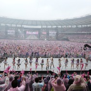 「AKB48 37thシングル選抜総選挙 <第1部>AKB48グループによるライブ」 (C)AKS