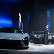 レクサス LFA ConceptとGR GTを発表した豊田章男会長