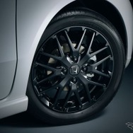 ホンダ N-BOX CUSTOM の「BLACK STYLE」
