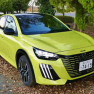 プジョー208 GT HYBRID
