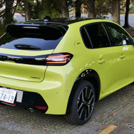 プジョー208 GT HYBRID