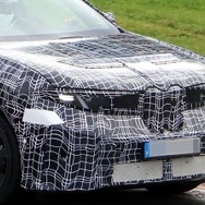 BMW iX3 M のプロトタイプ
