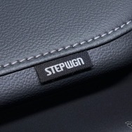 ホンダ『ステップワゴン』30周年記念車、マルチビューカメラなど快適装備を追加…409万8600円から