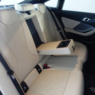 BMW 220dグランクーペ