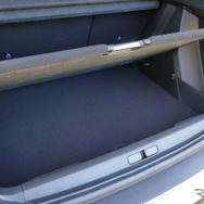 プジョー 2008 GT Hybrid