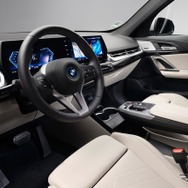 BMW iX1 現行