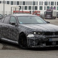 BMW M5 改良新型のプロトタイプ