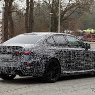 BMW M5 改良新型のプロトタイプ