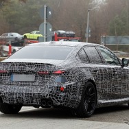 BMW M5 改良新型のプロトタイプ