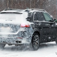 メルセデスAMG GLE53 改良新型のプロトタイプ