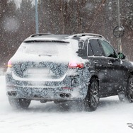 メルセデスAMG GLE53 改良新型のプロトタイプ