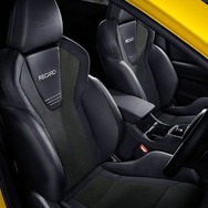 スバル・レヴォーグ STI Sport R-Black Limited II