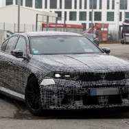 BMW M5 改良新型のプロトタイプ