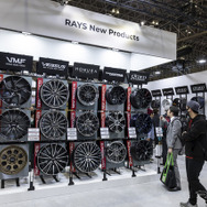 RAYSブース…東京オートサロン2026