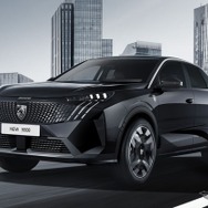 プジョー 3008 GT Hybrid Black Edition