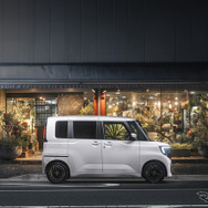 日産『ルークス AUTECH LINE』
