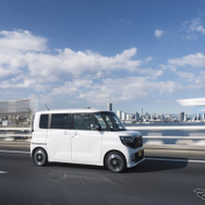 日産『ルークス AUTECH LINE』