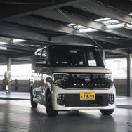 日産『ルークス AUTECH LINE』