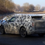 ロールスロイスの新型電気SUV プロトタイプ