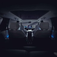 トヨタの新型3列SUV、ティザーイメージ