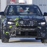 ジープ アベンジャー 改良新型のプロトタイプ