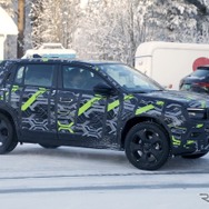 ジープ アベンジャー 改良新型のプロトタイプ