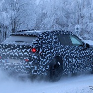 メルセデスAMG GT SUV 市販型プロトタイプ