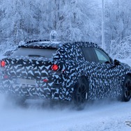 メルセデスAMG GT SUV 市販型プロトタイプ
