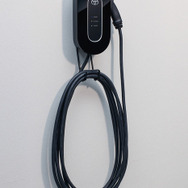 トヨタ6kW充電器