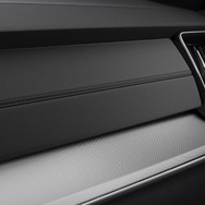 ボルボ XC90 Ultra T8 AWD Plug-in hybrid Black Edition