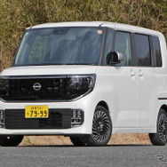日産 ルークス AUTECH LINE