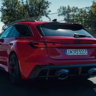 アウディRS 5 アバント新型