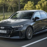 アウディRS 3 competition limited