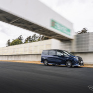 日産『セレナ AUTECH SPORTS SPEC』
