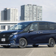 日産『セレナ AUTECH SPORTS SPEC』