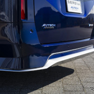 日産『セレナ AUTECH SPORTS SPEC』