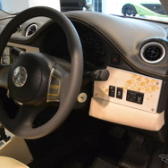光岡自動車 ビュート ゴールドプレミアム
