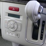 スズキ・アルトラパンLC HYBRID X（2WD・CVT）