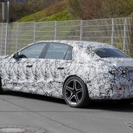 メルセデスAMG EクラスEQ プロトタイプ　