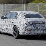 メルセデスAMG EクラスEQ プロトタイプ　