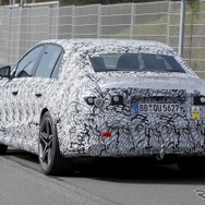 メルセデスAMG EクラスEQ プロトタイプ　