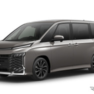 トヨタ ヴォクシー（S-Z・2WD・7人乗り）