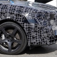BMW iX5 M70 新型のプロトタイプ