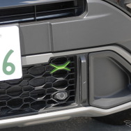ジープ アベンジャー 4xeハイブリッド