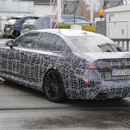 BMW M5改良新型のプロトタイプ