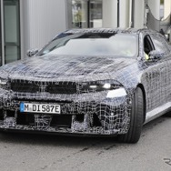 BMW M5改良新型のプロトタイプ
