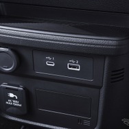日産サクラ改良新型：AC100V電源
