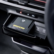 センタートレー、ワイヤレス充電器