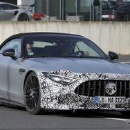 メルセデスAMG SL 改良新型のプロトタイプ